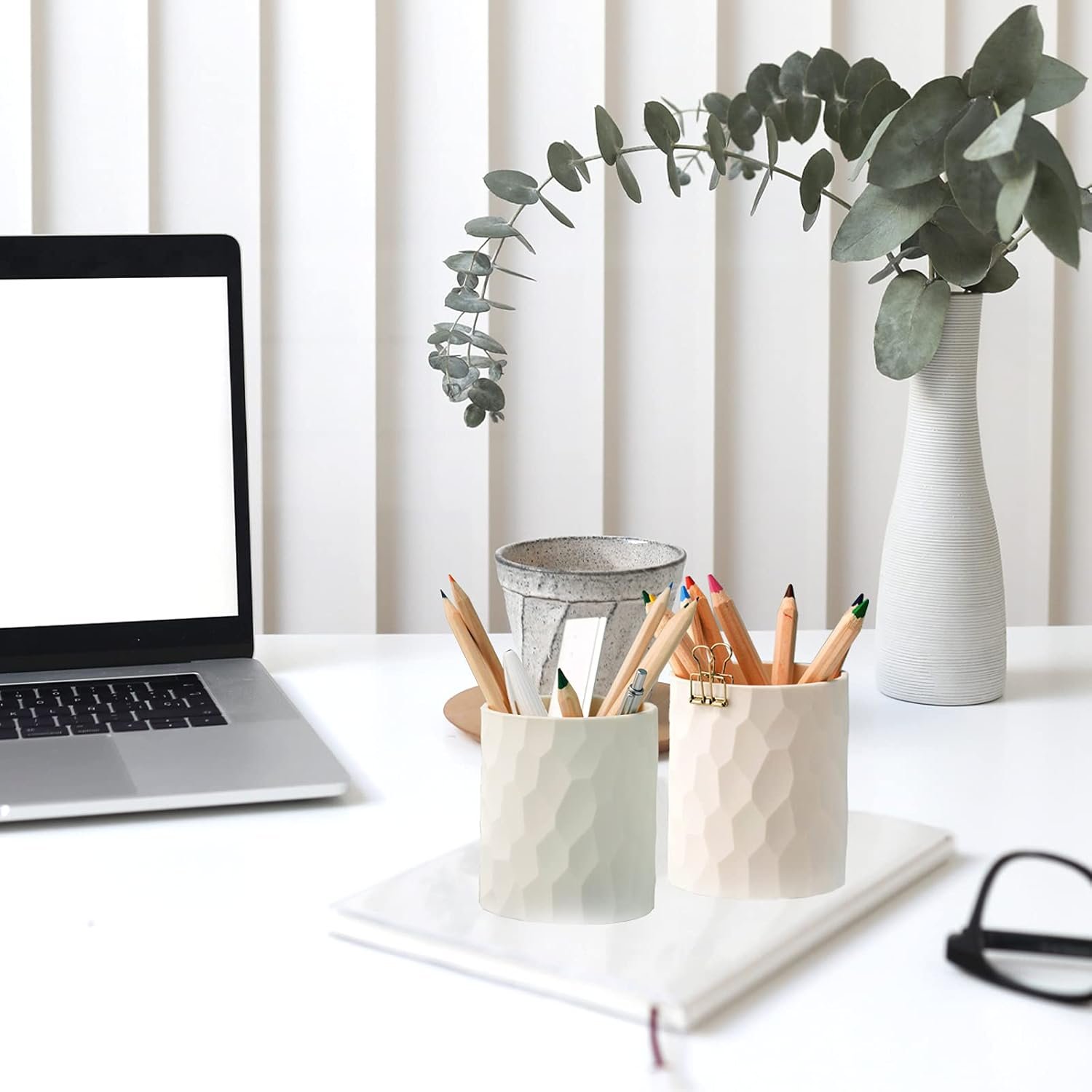 Pen Holder, Silicone Waterproof Pencil Holder, Simple Modern Minimalist Design, can be used for cosmetic storage and multi-functional office supplies storage, suitable for home, children, and school (Beige): Office Supplies - Image 2